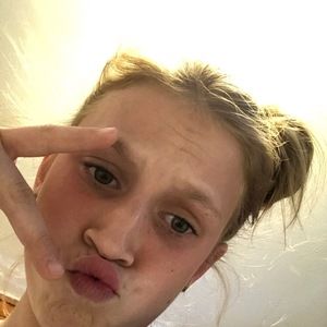 Meet your Posher, Mackenzie